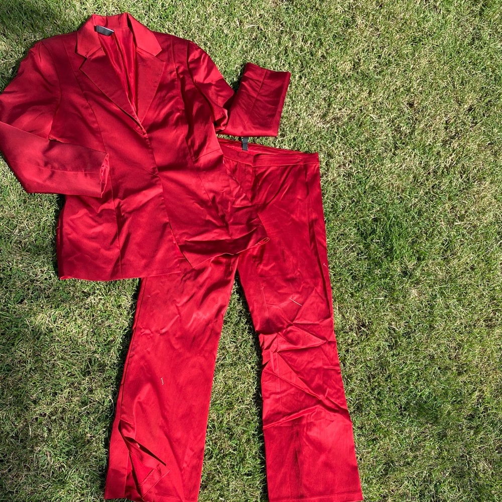 Red Suit in rayon